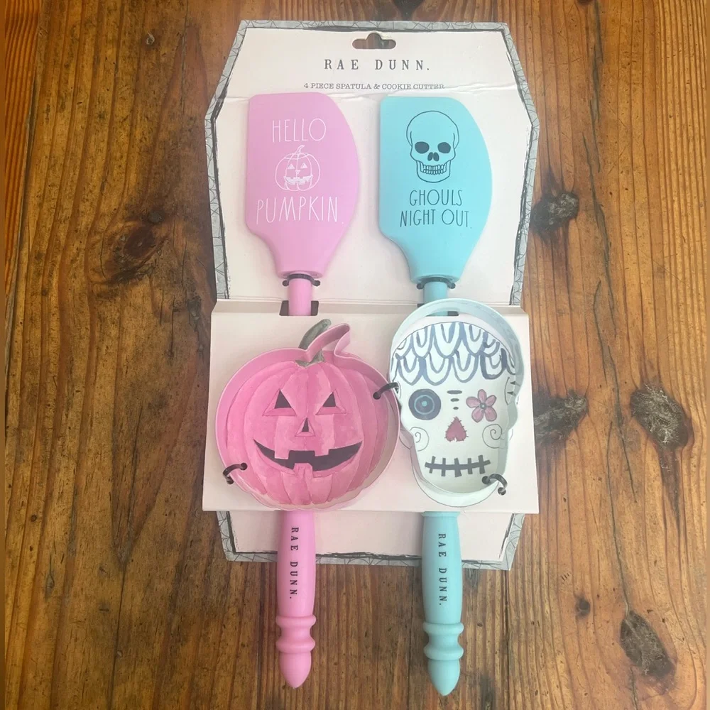 NWT Rae Dunn Pink and Blue Halloween Spatula and Cookie Cutter Set